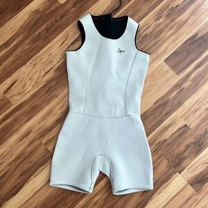 Abysse Fraser Short Jane Springsuit Foam White